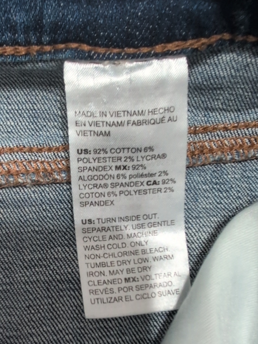 Chico's So Slimming Girlfriend Flare Jeans Blue Denim Size 12P Medium Wash - Picture 5 of 9